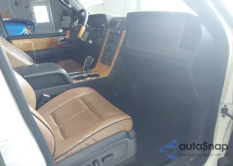 2012 Lincoln Navigator из США, поврежденный, VIN 5LMJJ2J52CEL09122